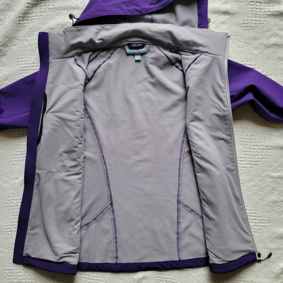 Free Country Soft Shell Water Resistant Jacket - Picture 6 of 11